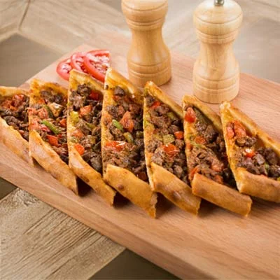 Kuşbaşılı Pide